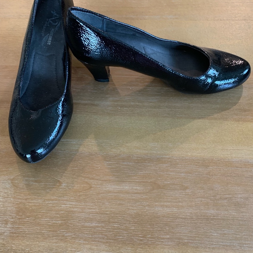 Black shoes